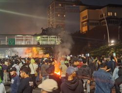 Situasi Terkini Jakarta Polda Metro Jaya hingga Aksi di Polres Jaktim