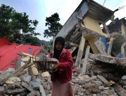 Diguncang Gempa 9 Rumah di Tanggamus Lampung Rusak Berat