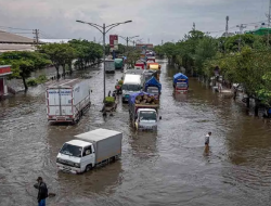 Banjir Semarang Hanya Turun 3 Cm, Kerahkan 5 Pompa Anyar Berkapasitas 2.000 L Per Detik