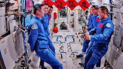 Momen Astronot Shenzhou