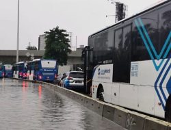 Sejumlah Layanan Transjakarta Tak Beroperasi dan Dialihkan Imbas Banjir
