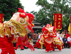 Bukan Sekadar Barongsai dan Angpao Ini Makna Mendalam Imlek sebagai Simfoni Pembaruan Hidup