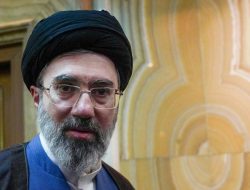 Perintah Pertama Mojtaba Khamenei Balas Dendam ke AS-Israel dan Kuasai Selat Hormuz